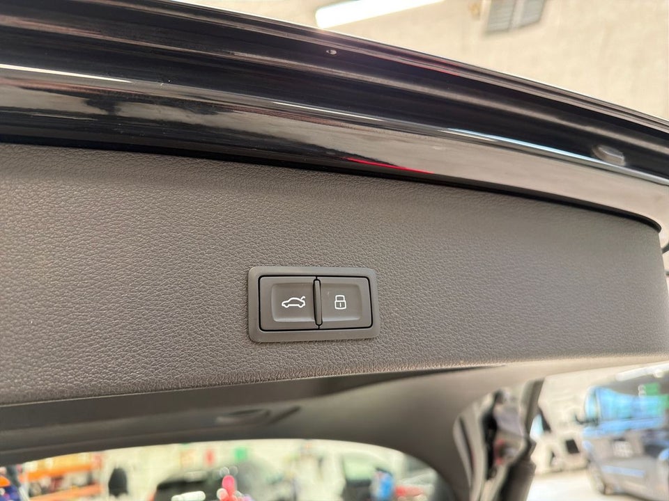 Audi Q2 35 TFSi Prestige S-tr. 5d