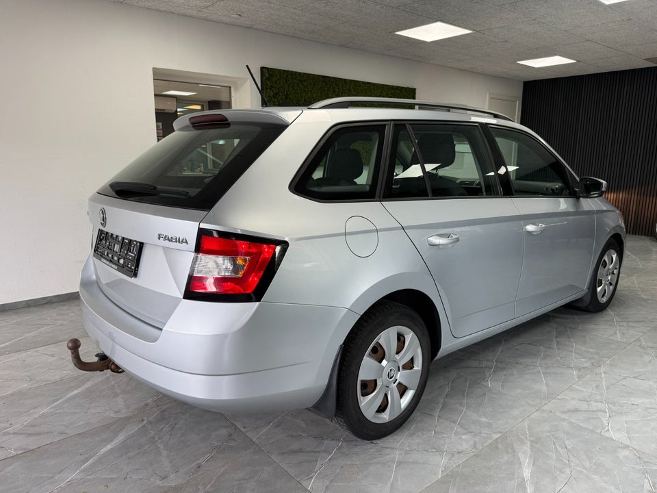 Skoda Fabia 1,2 TSi 90 Active Combi 5d