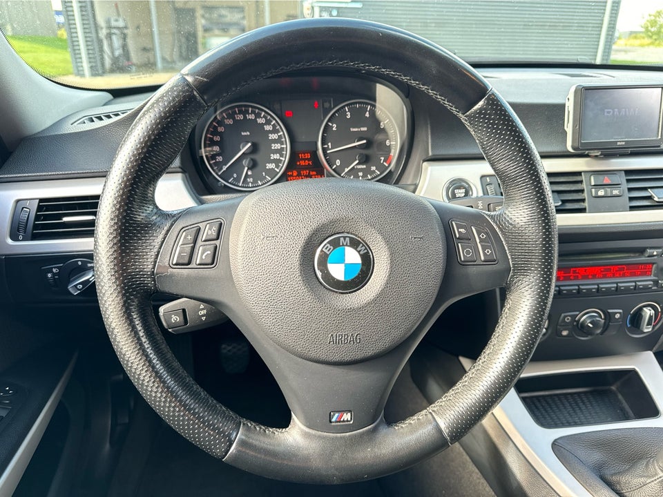 BMW 318i 2,0  4d