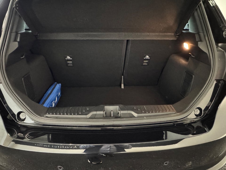 Ford Fiesta 1,0 EcoBoost mHEV ST-Line X 5d