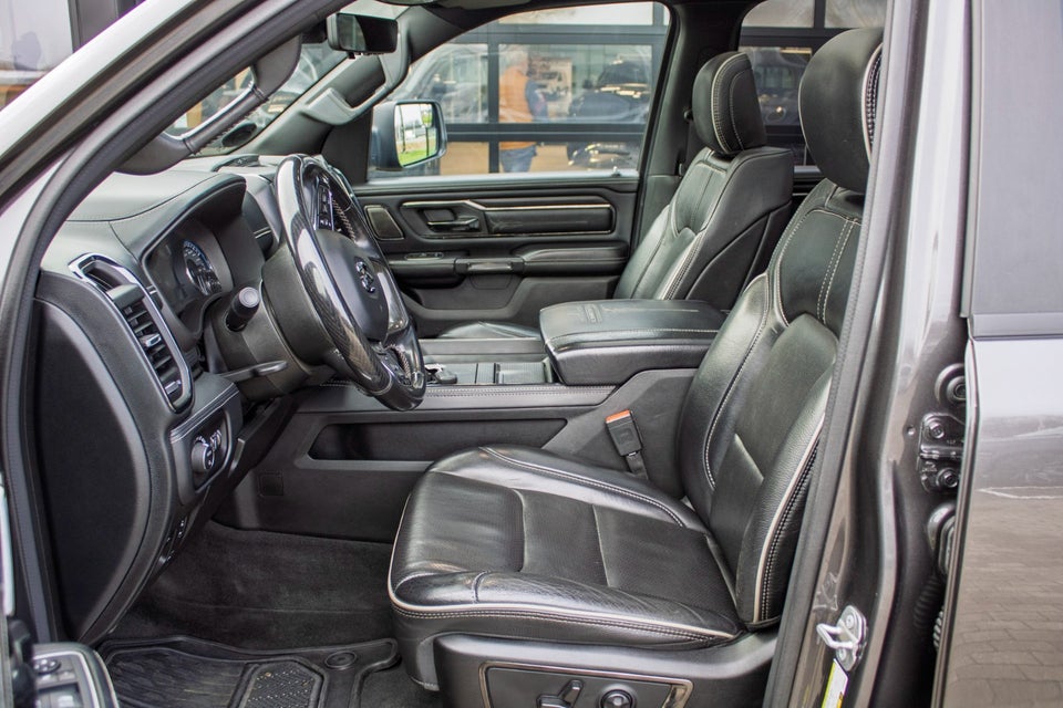 Dodge RAM 1500 5,7 V8 Hemi eTorque Limited Night aut. 4d