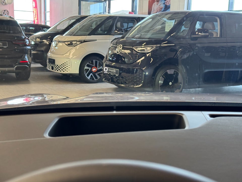 Volvo ES90 Extended Range Plus 4d