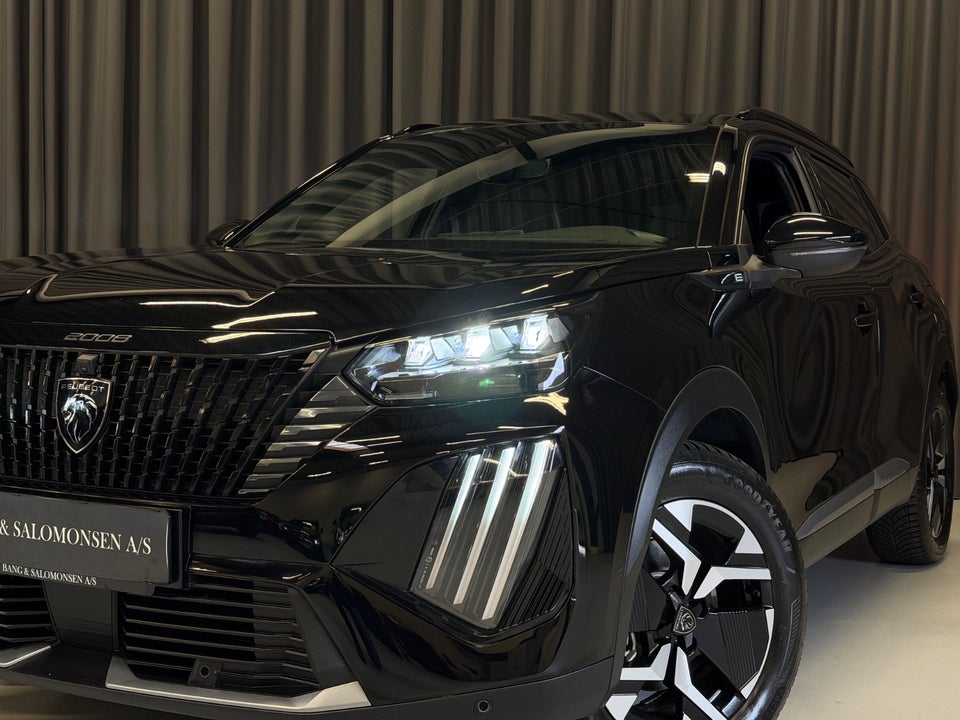 Peugeot e-2008 50 GT 5d