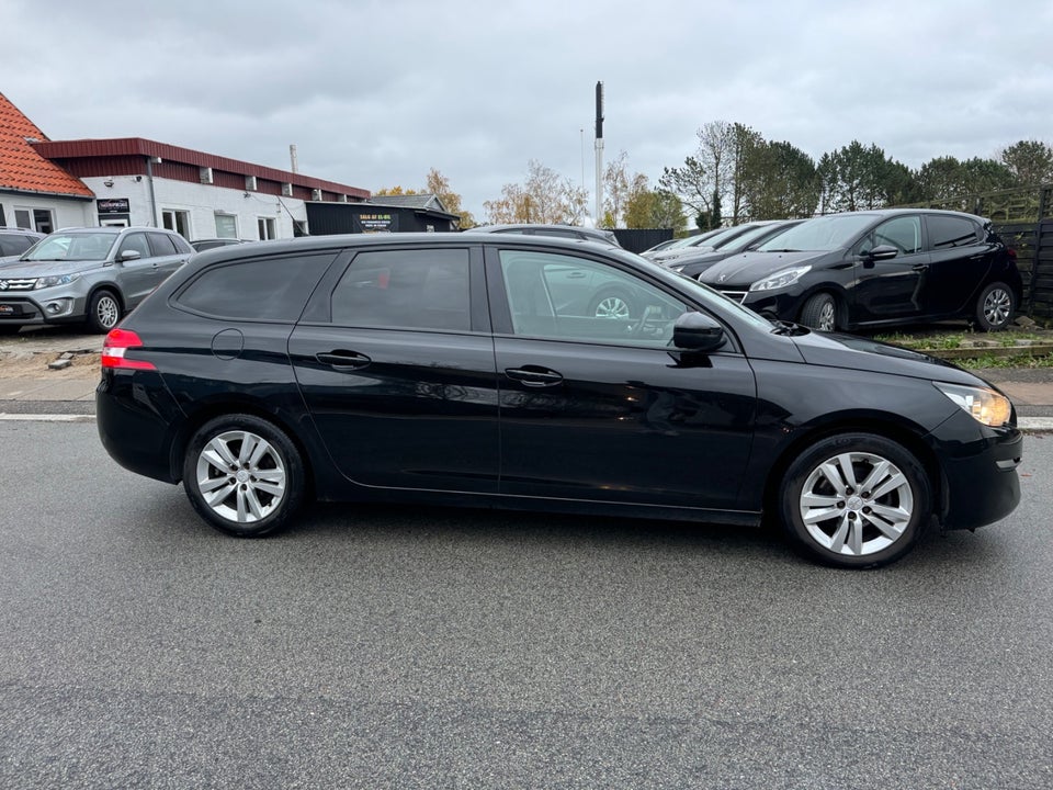 Peugeot 308 1,6 BlueHDi 120 Style Sky SW 5d