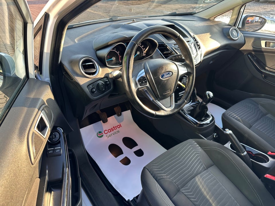 Ford Fiesta 1,0 65 Titanium 3d