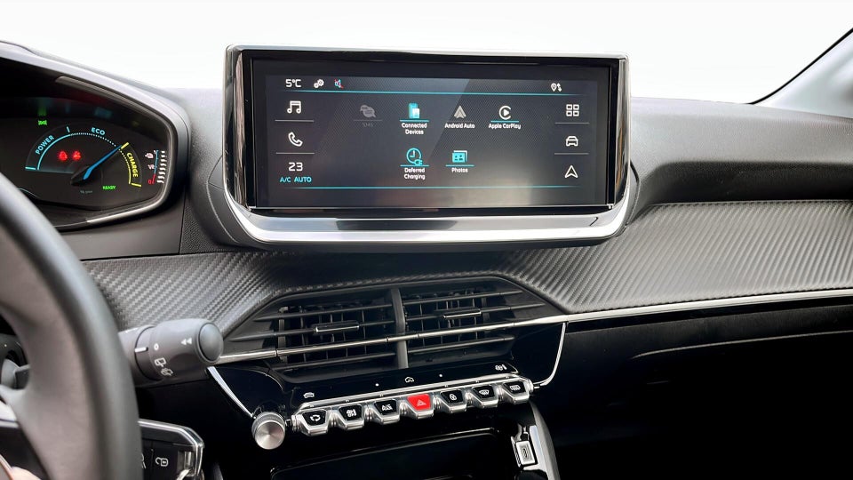 Peugeot e-208 50 Style 5d