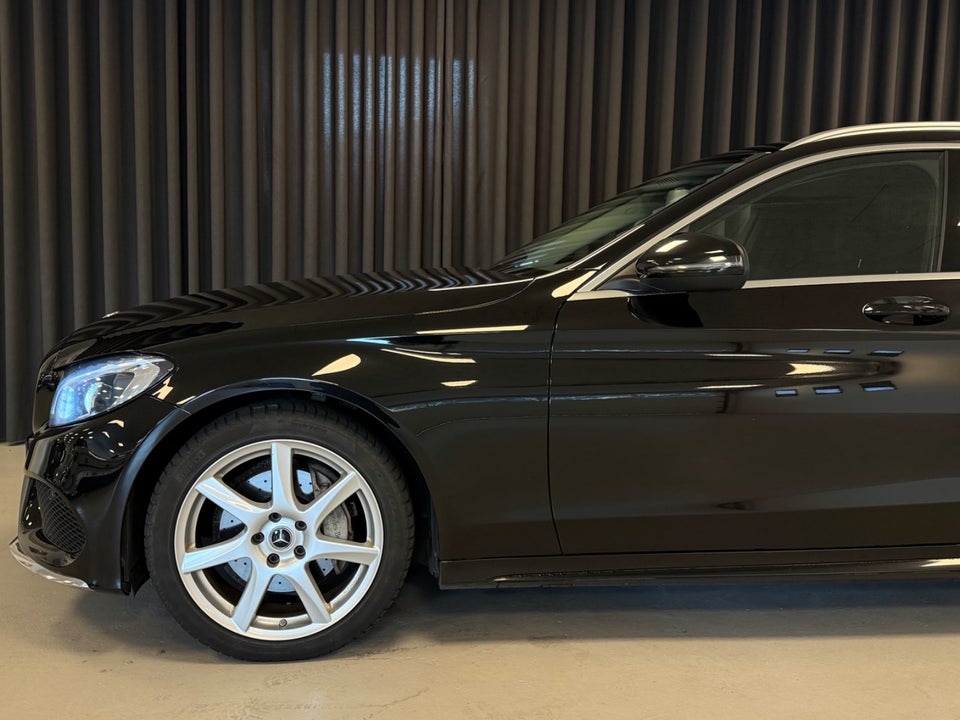 Mercedes C220 d 2,2 AMG Line stc. aut. 5d