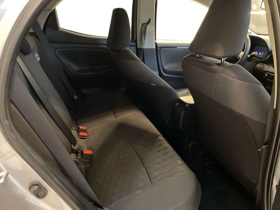 Toyota Yaris 1,5 Hybrid Style Technology e-CVT 5d