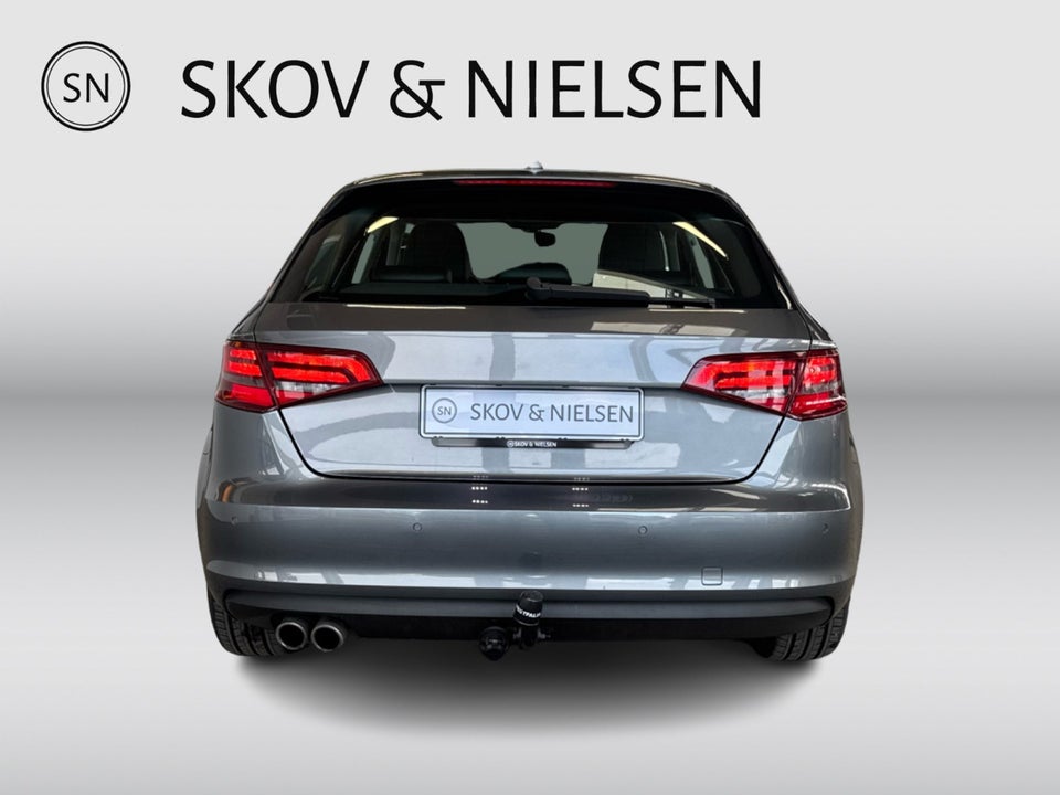 Audi A3 2,0 TDi 150 Ambiente Sportback S-tr. 5d