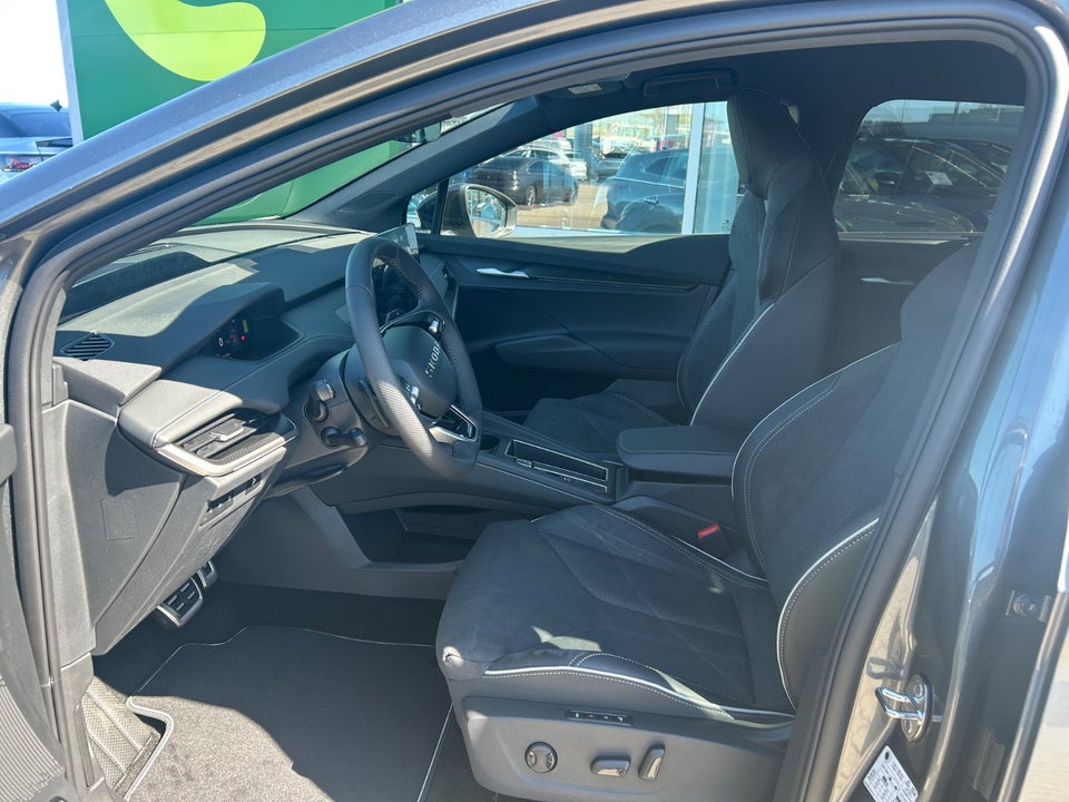 Skoda Enyaq 85 iV Sportline Advanced 5d