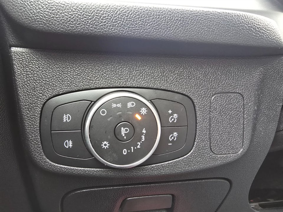 Ford Focus 1,0 EcoBoost Trend Edition 5d