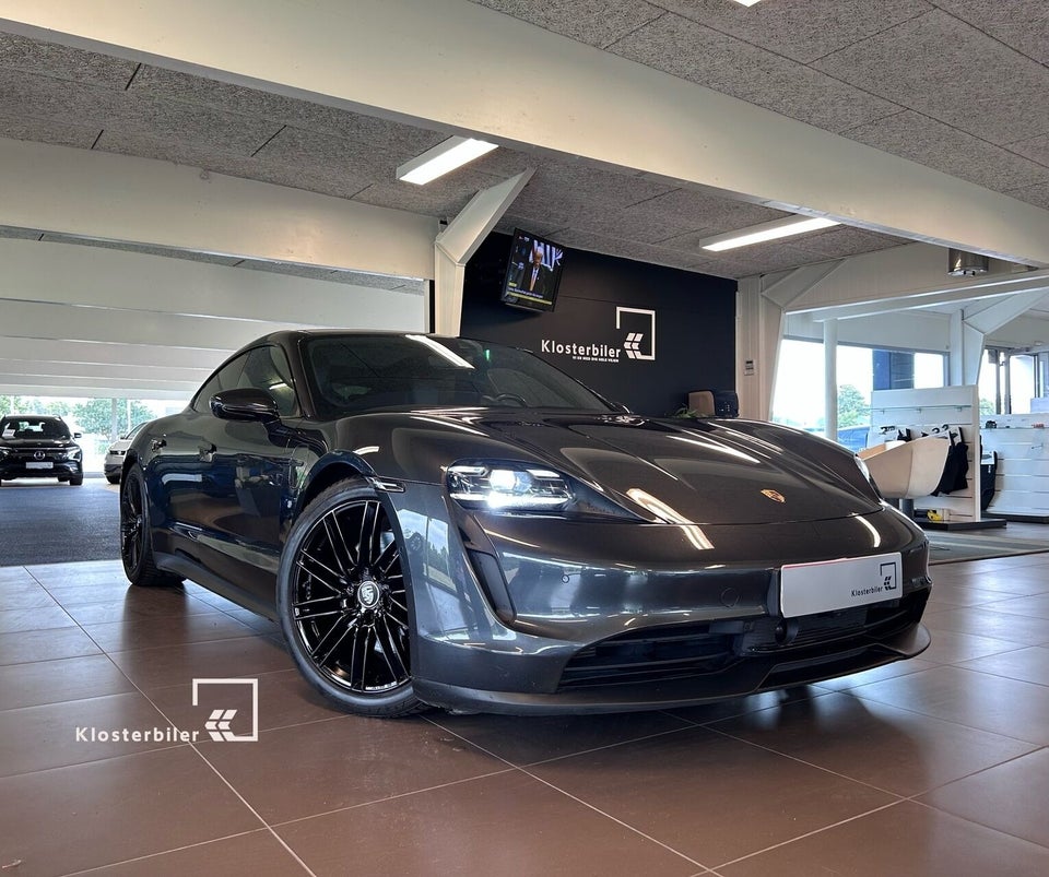 Porsche Taycan 4S Performance+ 4d