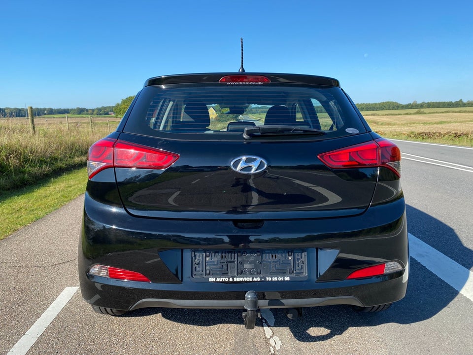 Hyundai i20 1,25 Trend 5d