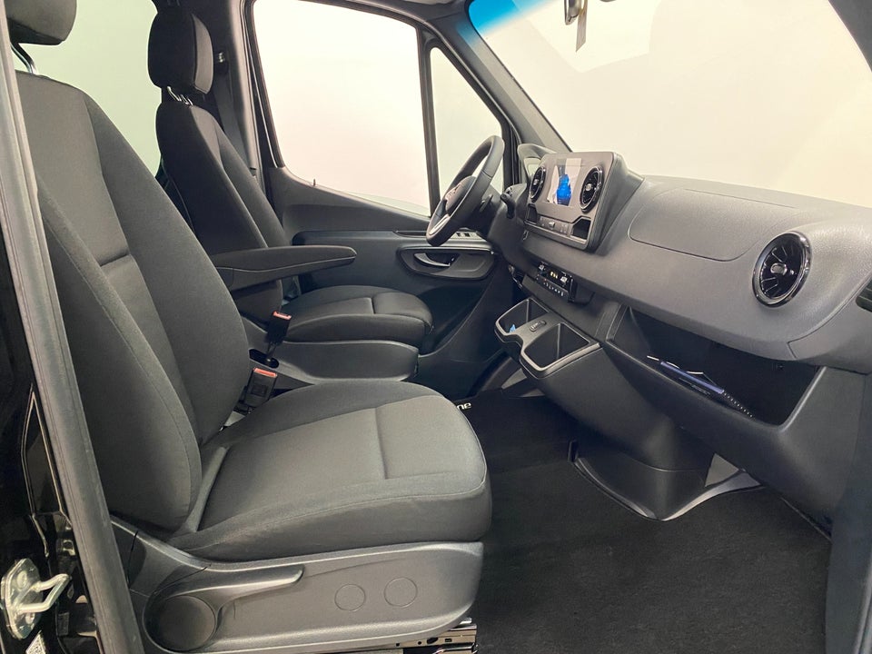 Mercedes Sprinter 317 2,0 CDi A2 Tourer PRO aut. RWD