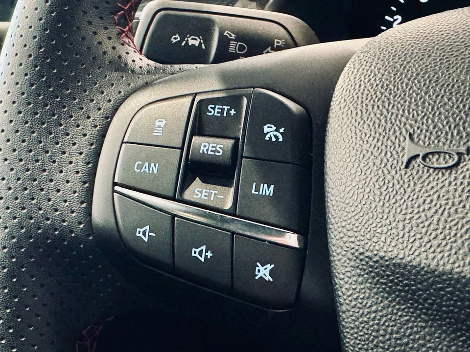 Ford Fiesta 1,0 EcoBoost mHEV ST-Line X DCT 5d