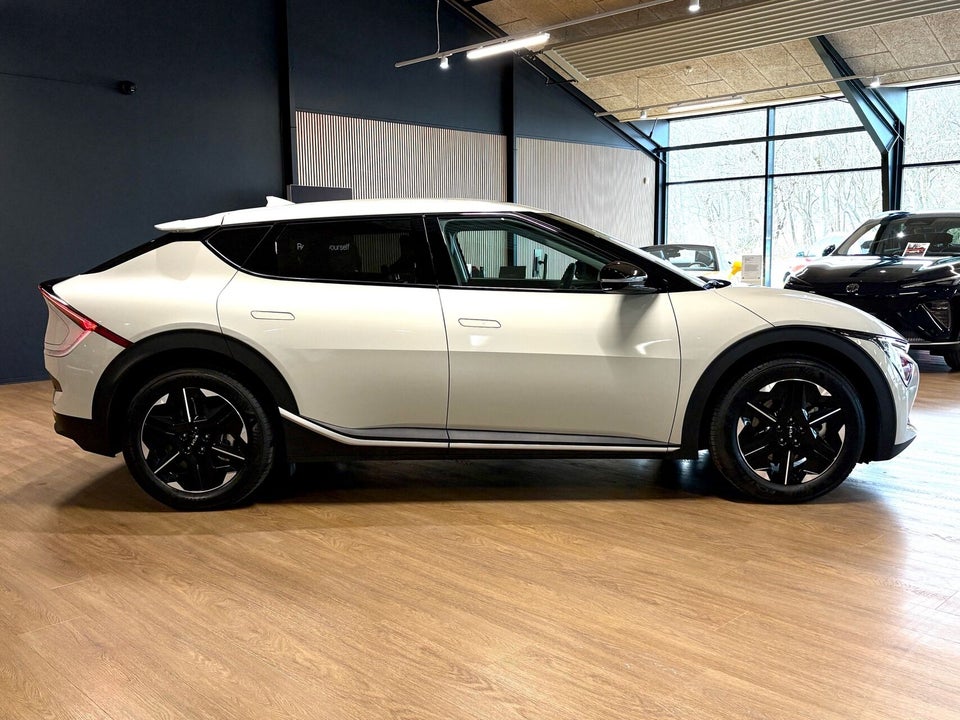 Kia EV6 84 Long Range Access 5d