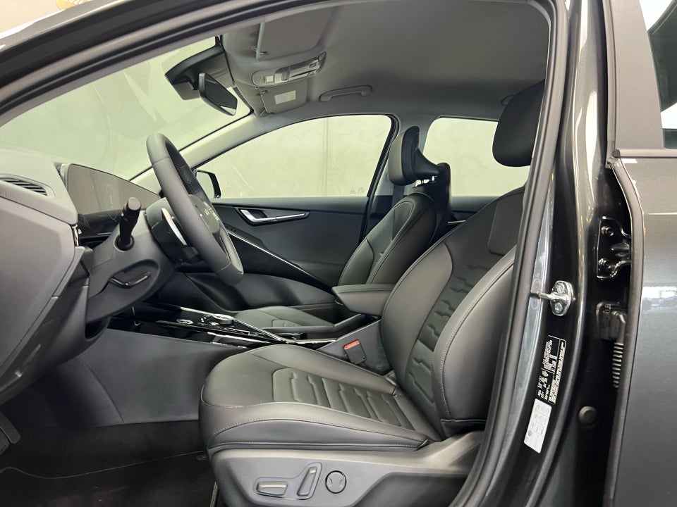 Kia Niro 64 EV Prestige 5d