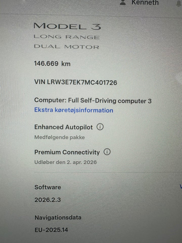 Tesla Model 3 Long Range AWD 4d