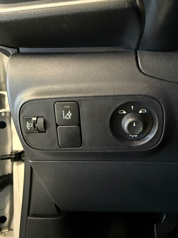Citroën C3 1,6 BlueHDi 75 Feel 5d