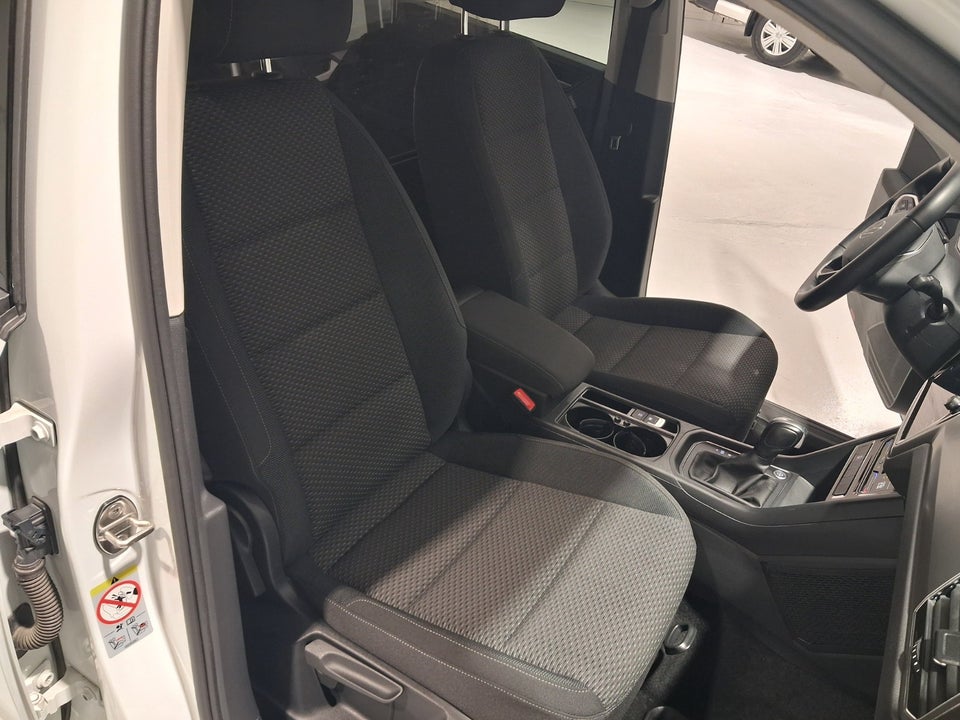 VW Touran 2,0 TDi 150 Comfortline DSG Van 5d