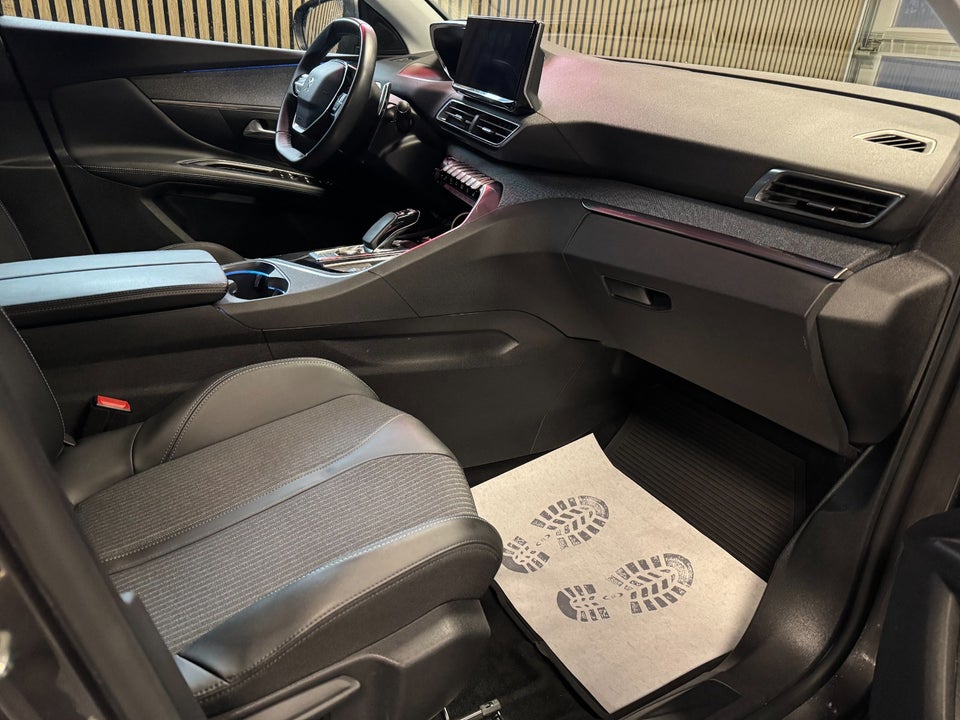 Peugeot 3008 1,6 Hybrid Allure Pack EAT8 5d