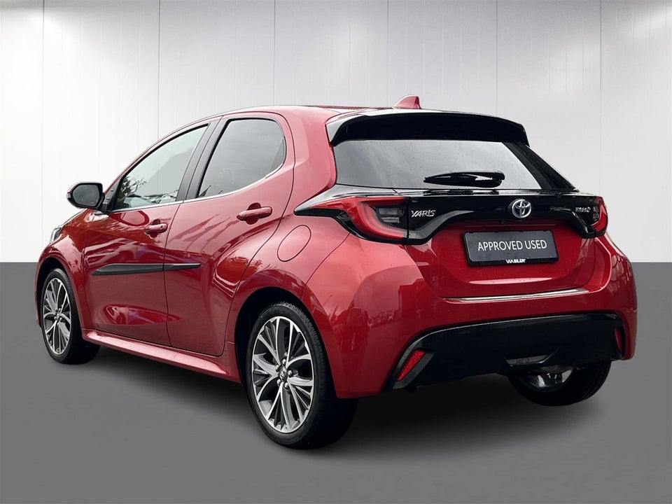 Toyota Yaris 1,5 Hybrid Elegant e-CVT 5d