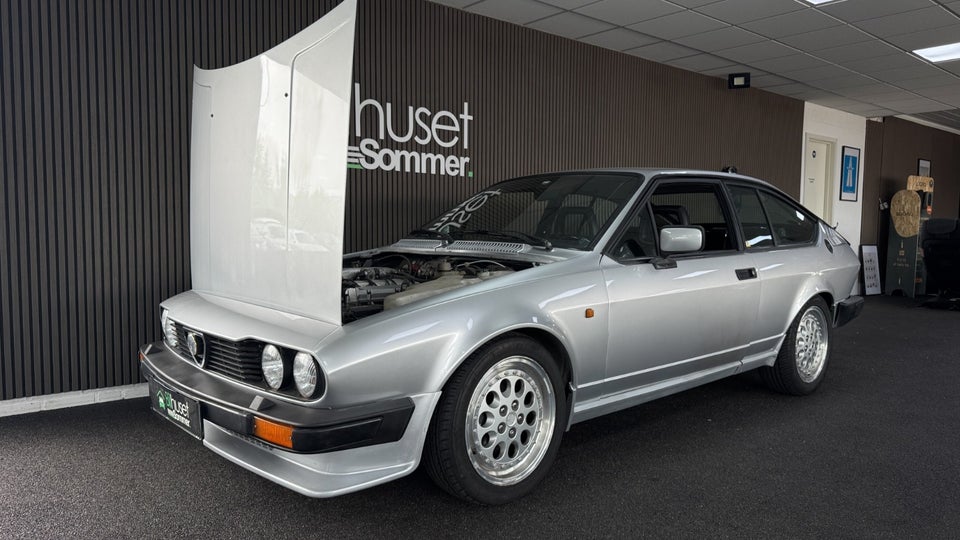 Alfa Romeo GTV 2,0 3d