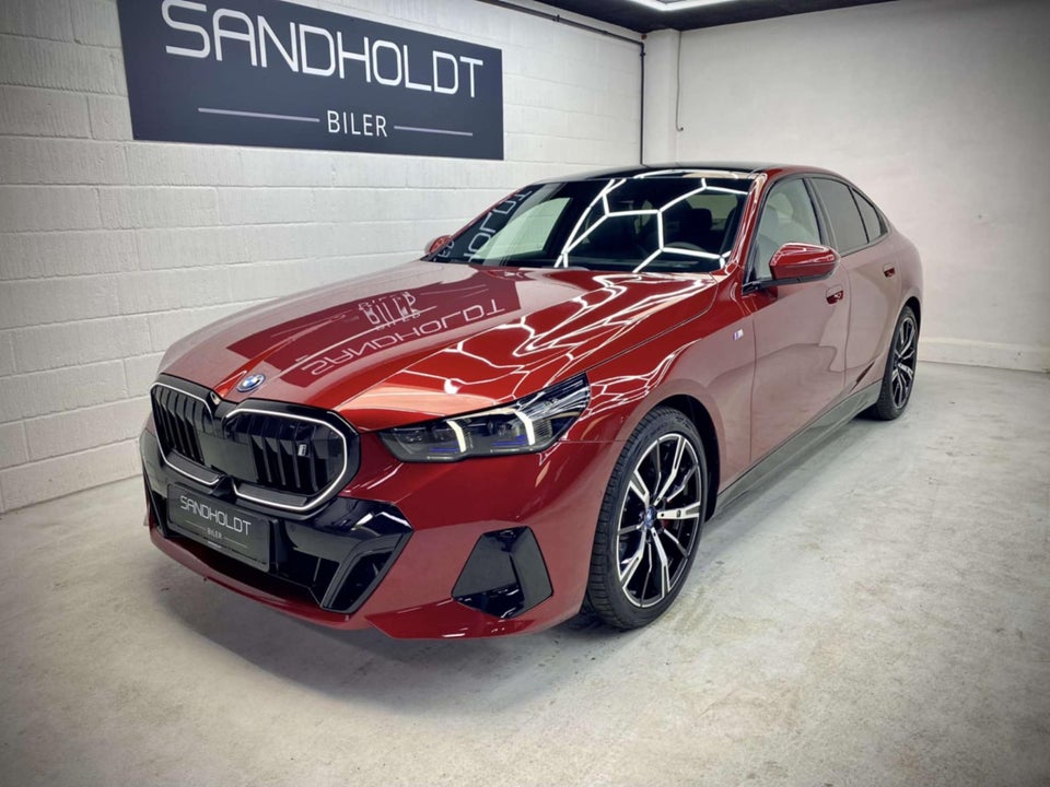 BMW i5 xDrive40 M-Sport 4d