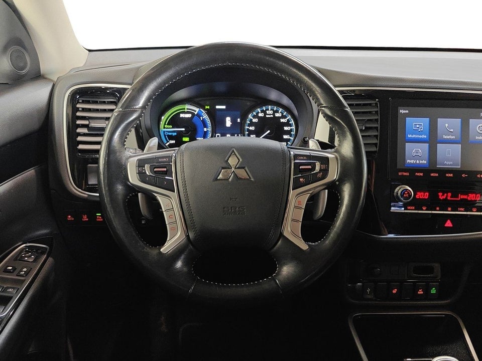 Mitsubishi Outlander 2,4 PHEV Limited CVT 4WD 5d