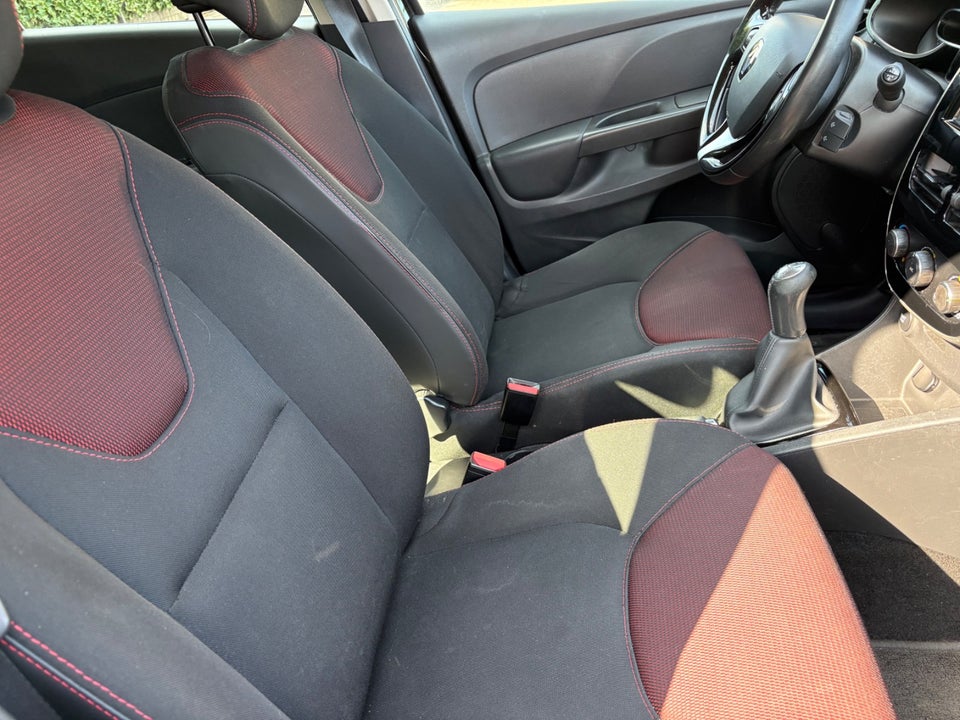 Renault Clio IV 1,5 dCi 75 Expression Sport Tourer 5d