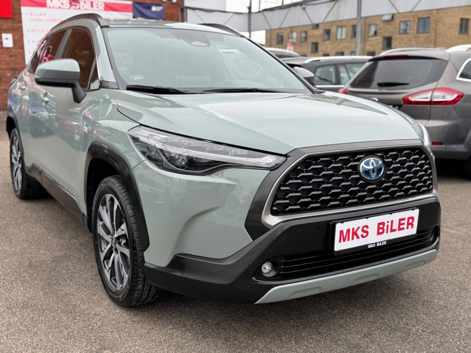 Toyota Corolla Cross 2,0 Hybrid Style Comfort CVT 5d