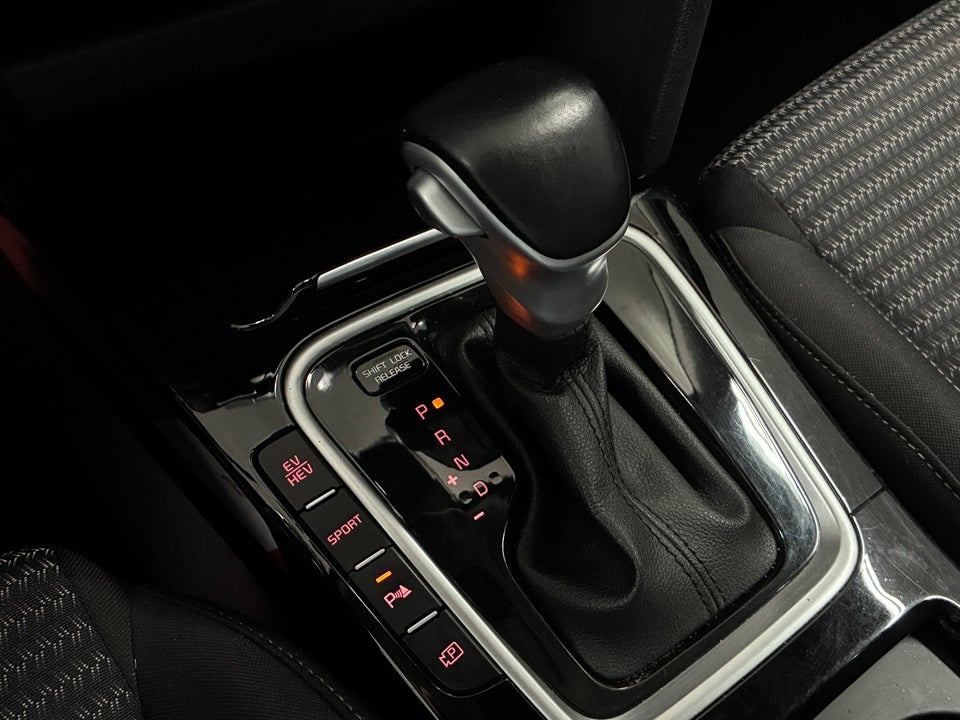 Kia Ceed 1,6 PHEV Prestige SW DCT 5d