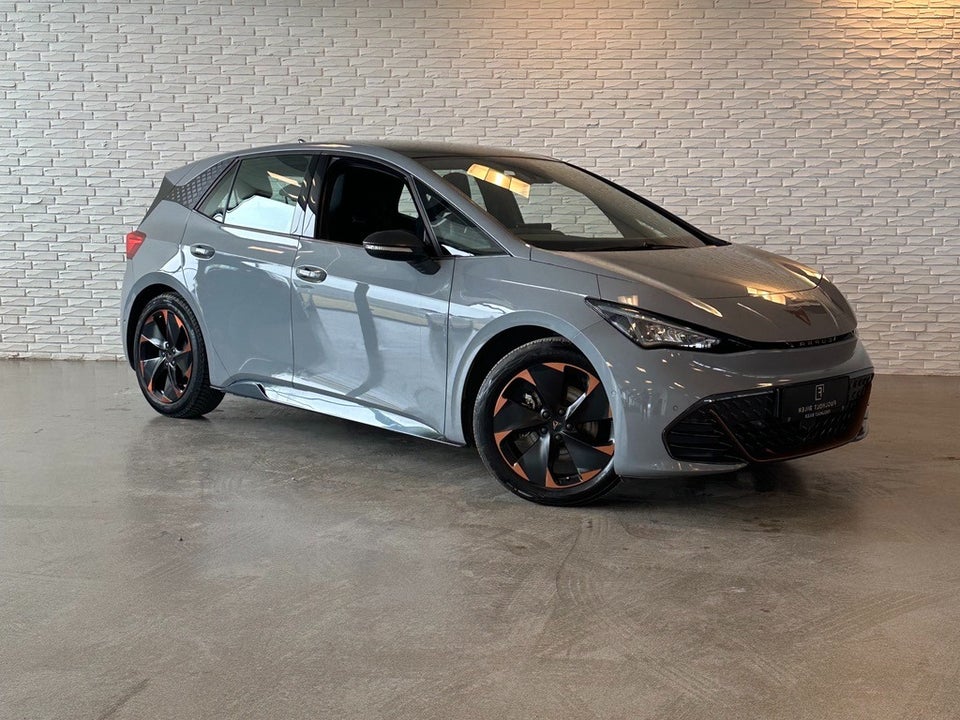 Cupra Born 58  5d