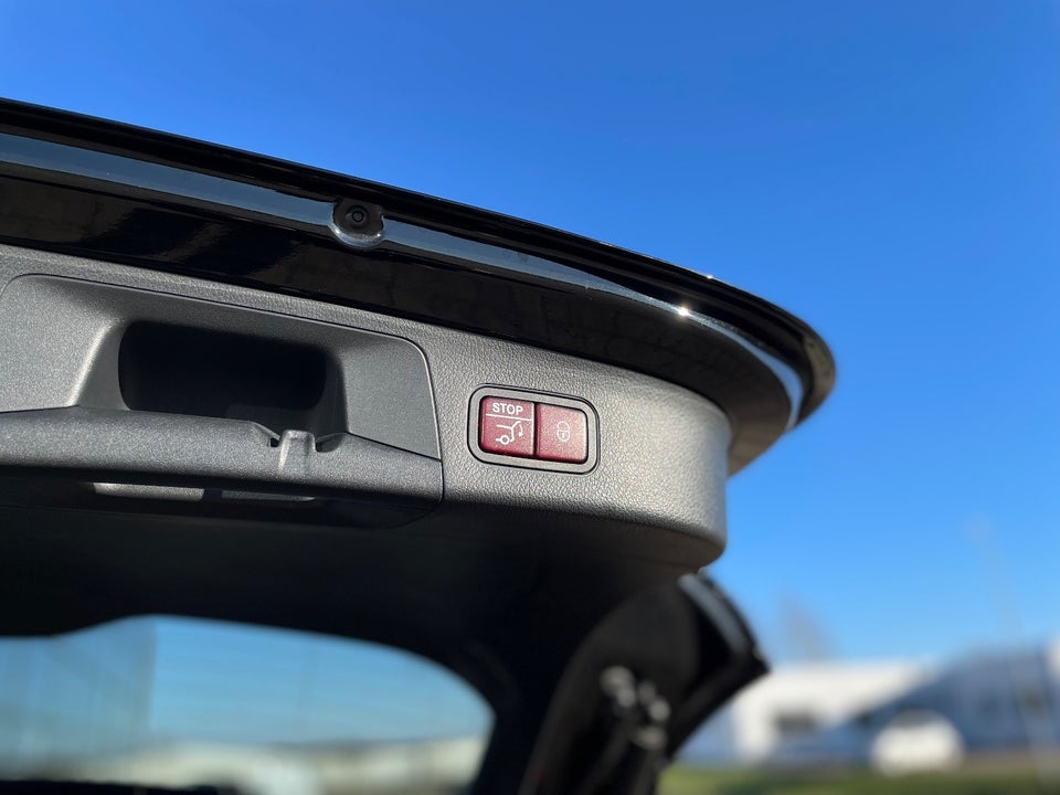 Mercedes EQA350 AMG Line Premium 4Matic 5d