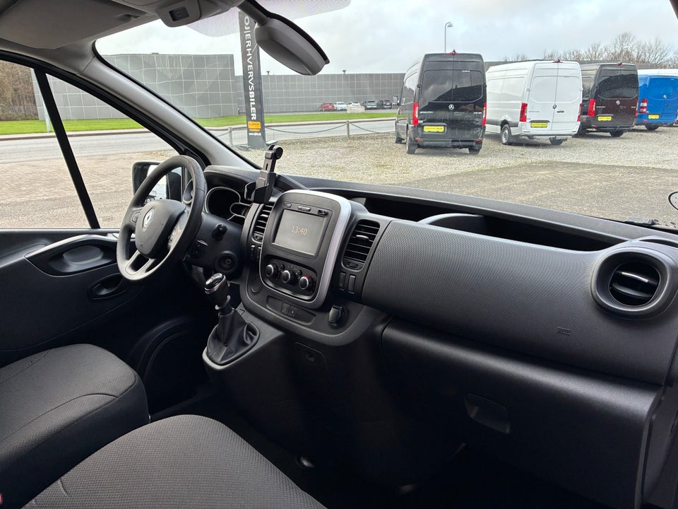 Renault Trafic T29 2,0 dCi 120 L2H1