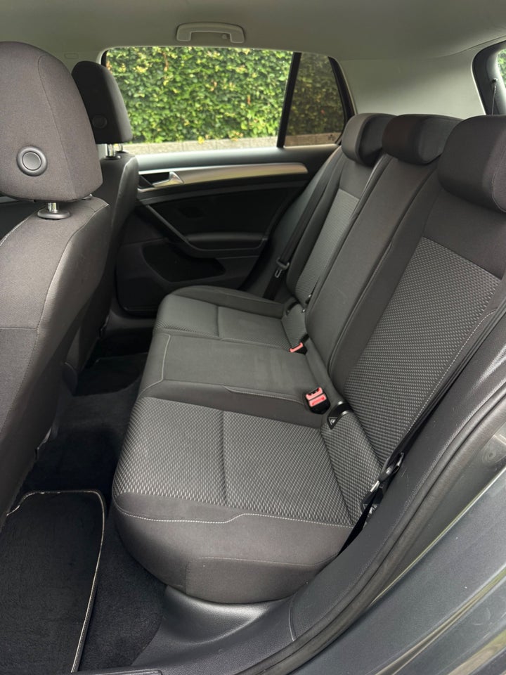 VW Golf VII 1,0 TSi 85 Trendline Variant 5d