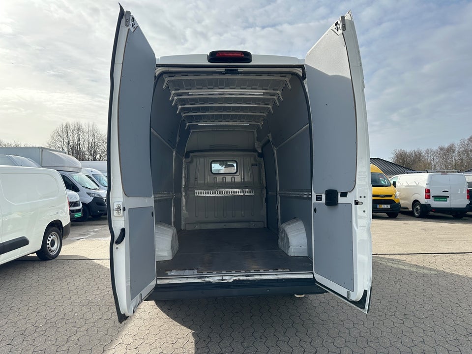 Citroën Jumper 35+ 2,2 BlueHDi 165 L4H3 FlexLine