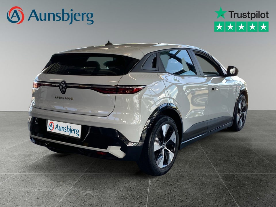 Renault Megane E-Tech 40 Equilibre 5d