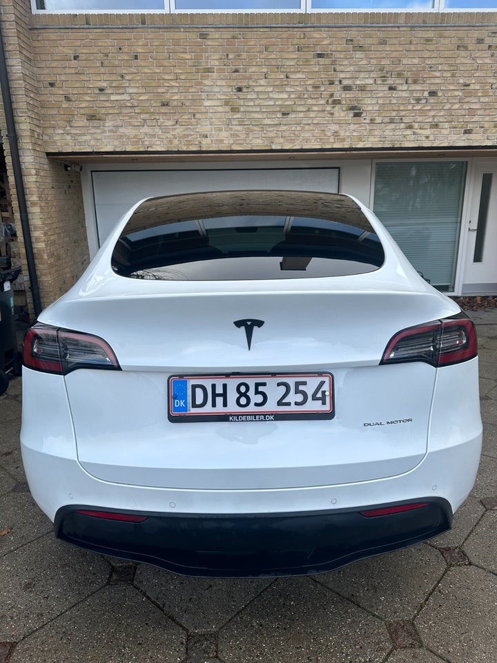 Tesla Model Y Long Range AWD 5d