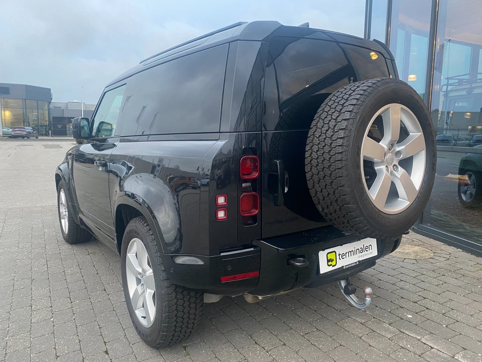 Land Rover Defender 90 3,0 D250 Hard Top X-Dynamic SE aut. Van 3d