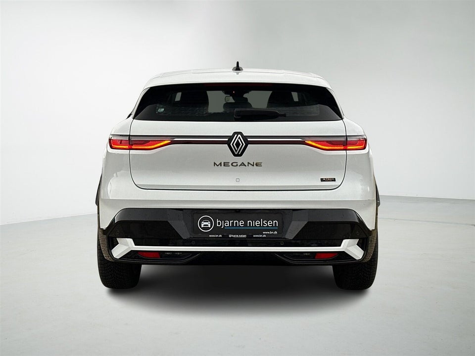 Renault Megane E-Tech 40 Equilibre 5d