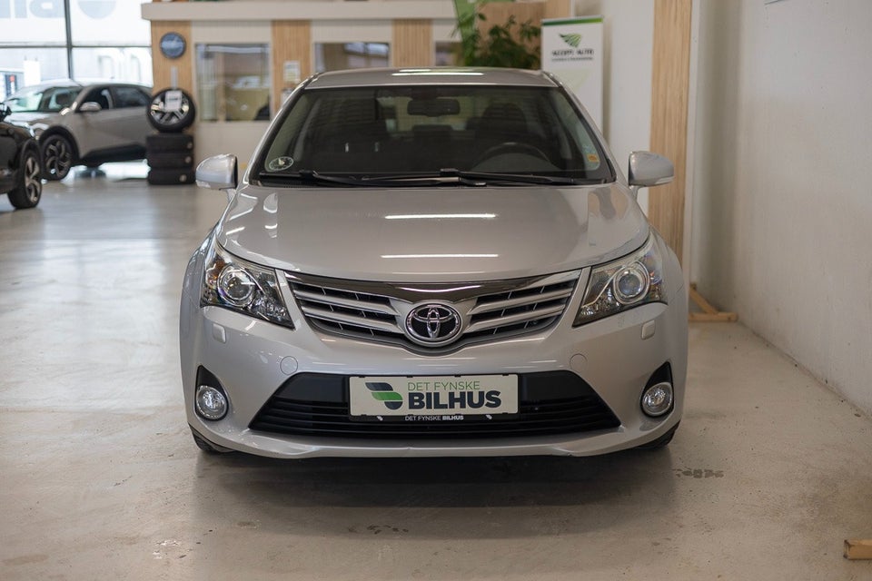 Toyota Avensis 1,6 VVT-i T2 Touch 4d