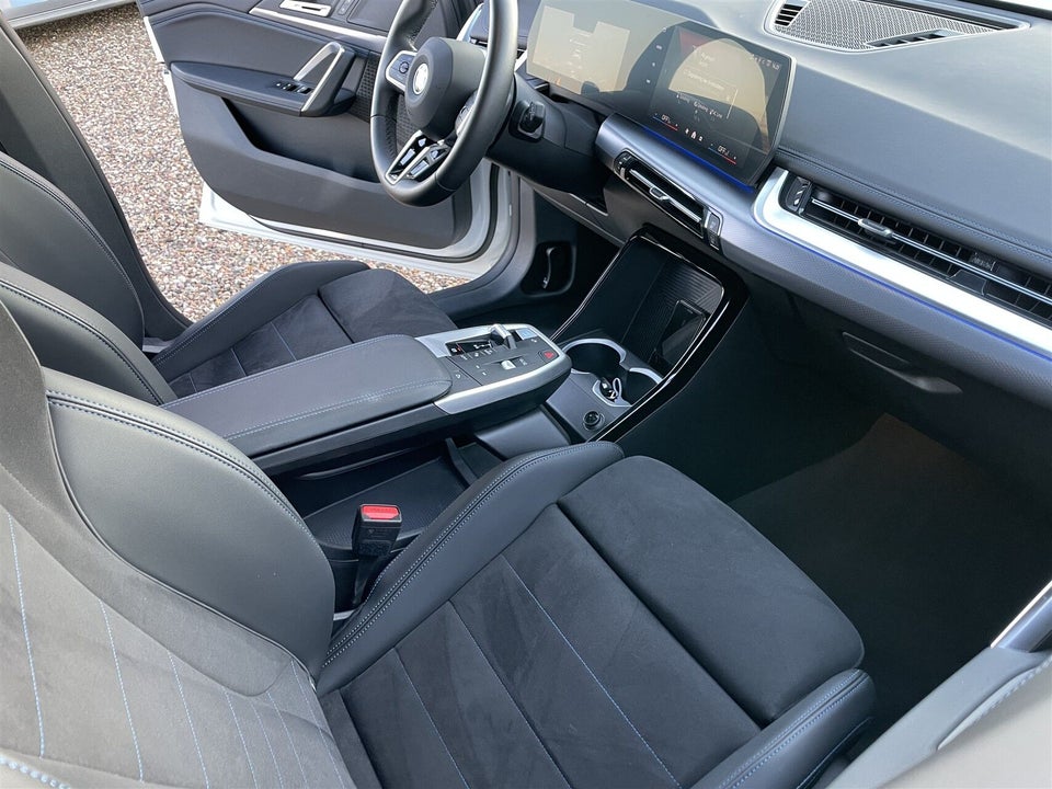 BMW iX1 eDrive20 M-Sport 5d