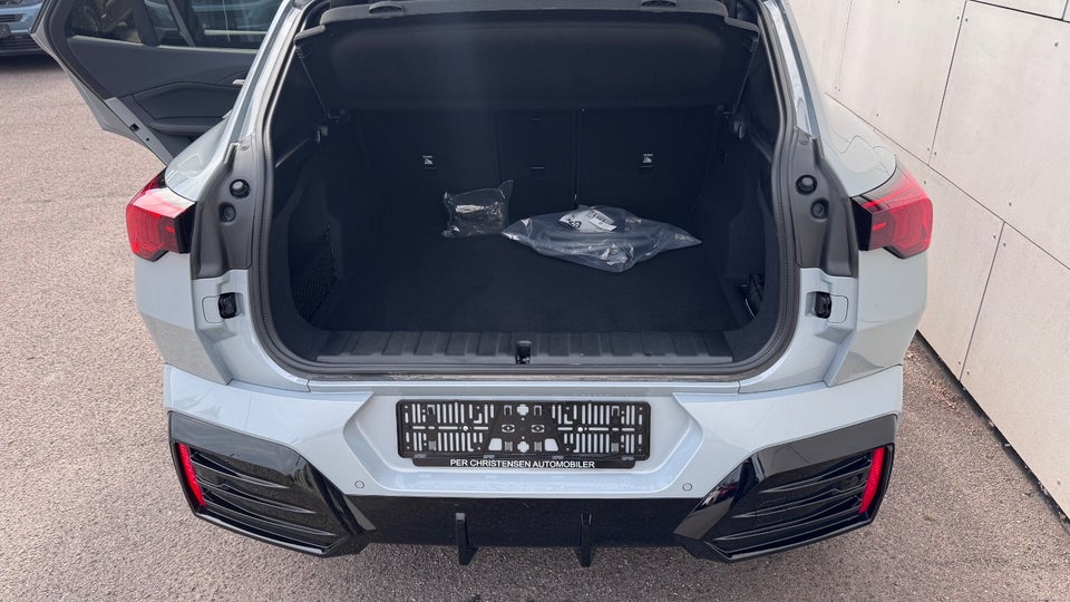 BMW iX2 eDrive20 Fully Charged M-Sport 5d