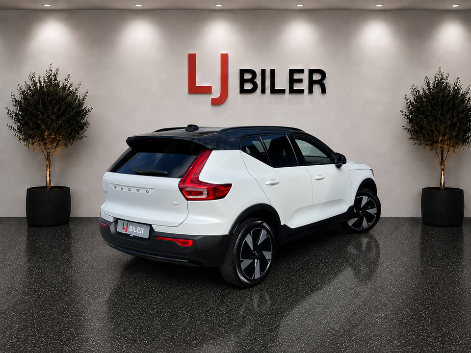 Volvo XC40 ReCharge Extended Range Plus 5d