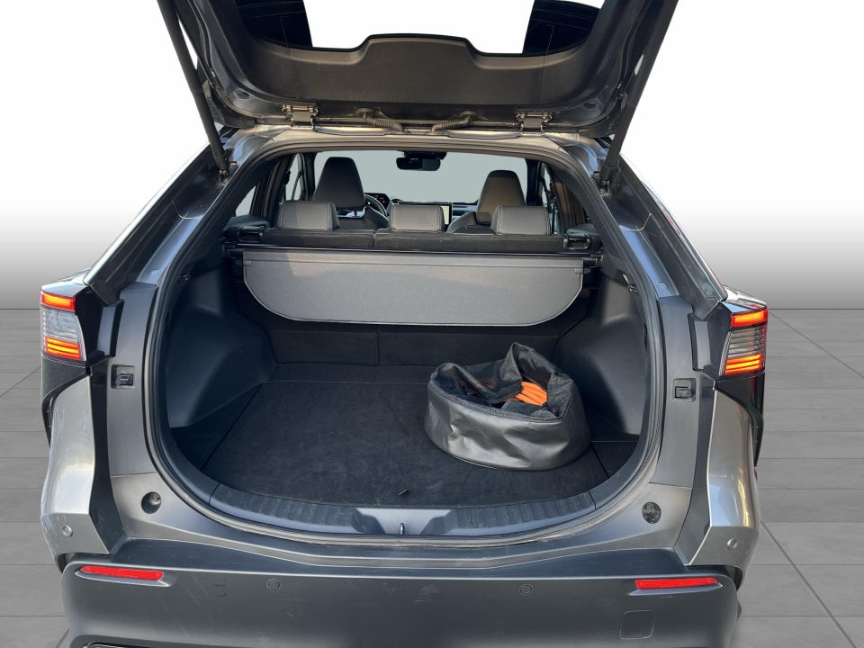 Toyota bZ4X Active 5d