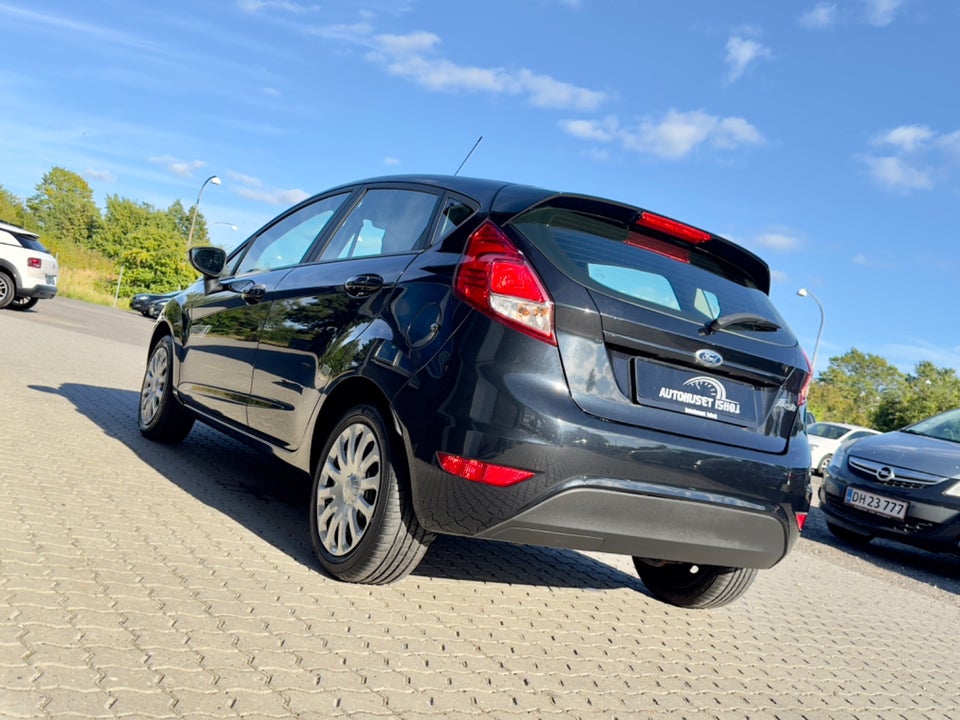 Ford Fiesta 1,0 65 Titanium 5d