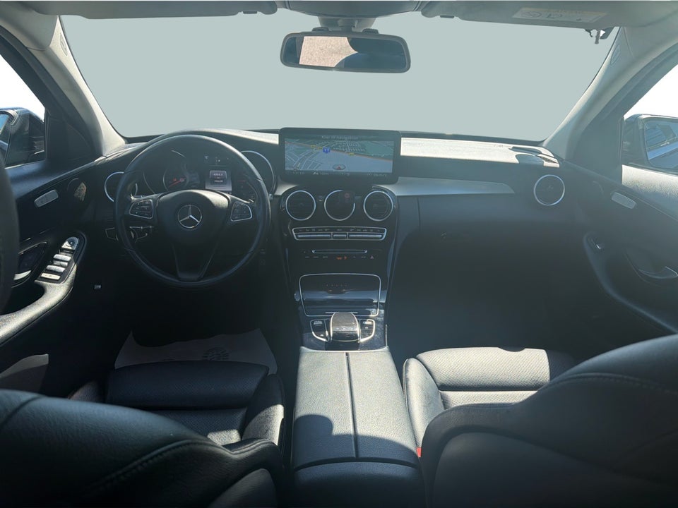Mercedes C220 d 2,2 Avantgarde stc. aut. 5d