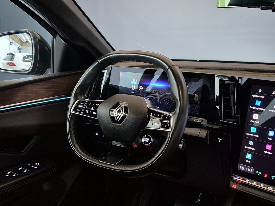 Renault Megane E-Tech 60 Iconic 5d