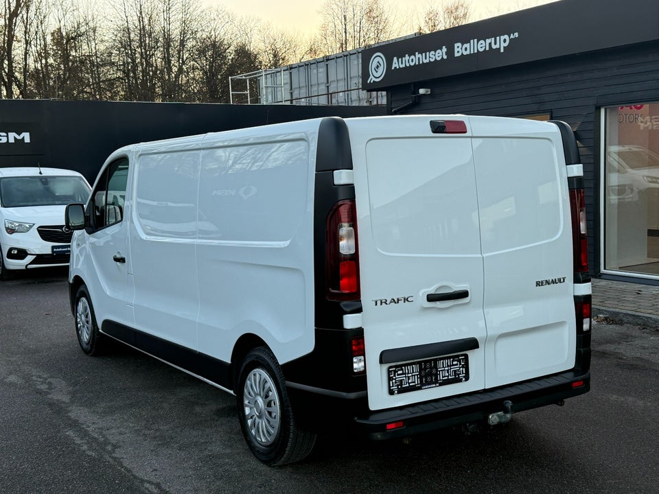 Renault Trafic T29 2,0 dCi 150 L2H1 EDC